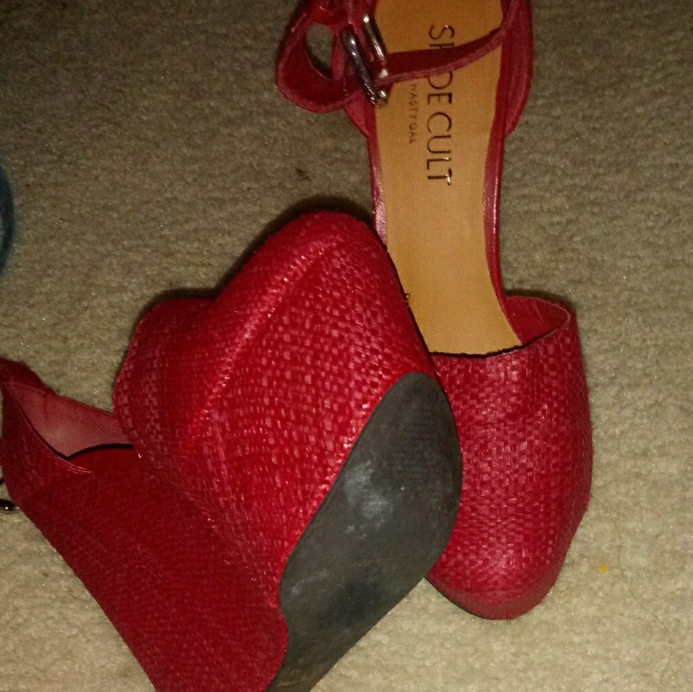 Platform wedges